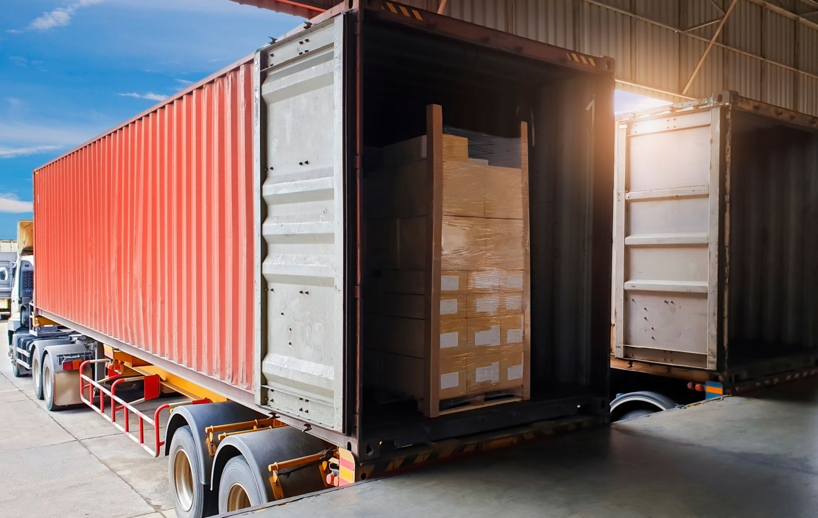 5 Benefits of Professional Freight Shipping for Your Business Image
